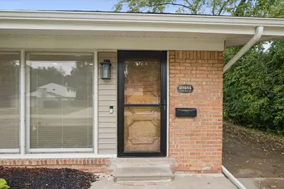 29484 Spring Hill Drive, Southfield, MI 48076 - Photo 4