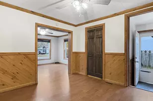 825 Walnut St, Cadillac, MI 49601 - Photo 8