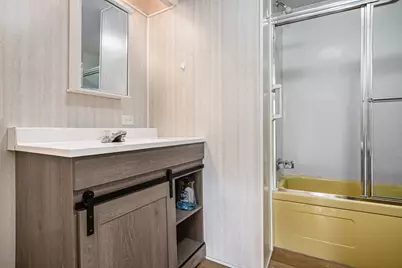 69617 Eisenhower Rd Road, Sturgis, MI 49091 - Photo 12