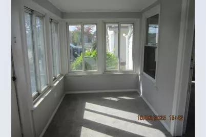 204 Meyers Avenue, Jackson, MI 49203 - Photo 8