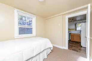 543 N Berkley St, Kalamazoo, MI 49006 - Photo 10