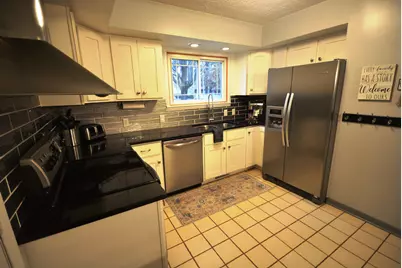 70631 Sunrise Drive, Edwardsburg, MI 49112 - Photo 22