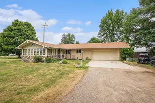 7349 E Main St, Eau Claire, MI 49111 - Photo 2