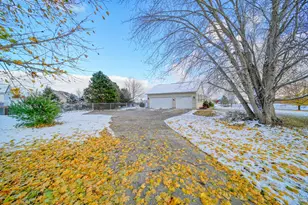 11970 Swan View Dr, Brooklyn, MI 49230 - Photo 24