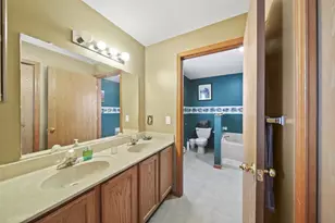 11970 Swan View Dr, Brooklyn, MI 49230 - Photo 10