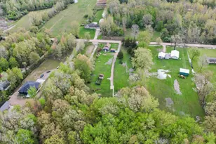24118 Martinsville Rd, Belleville, MI 48111 - Photo 24