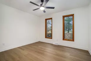 9670 Treetop Dr, Galesburg, MI 49053 - Photo 14