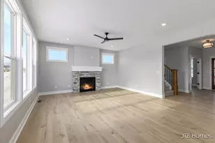 8318 Kettle Hill Ct SE, Alto, MI 49302 - Photo 4