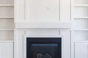 11913 Smithfield Dr, Holland, MI 49424 - Photo 12