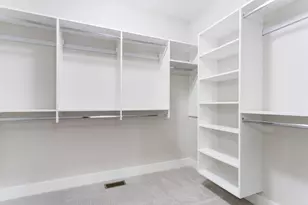 11913 Smithfield Dr, Holland, MI 49424 - Photo 34