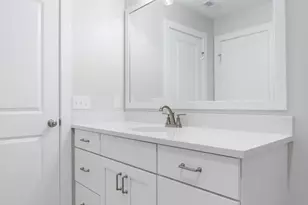 11913 Smithfield Dr, Holland, MI 49424 - Photo 52