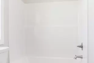 11913 Smithfield Dr, Holland, MI 49424 - Photo 40