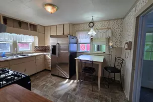 180 Reading Ave, Hillsdale, MI 49242 - Photo 20