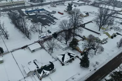 409 Weeks Avenue, Battle Creek, MI 49015 - Photo 6