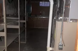 409 Weeks Ave, Battle Creek, MI 49015 - Photo 14