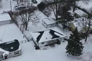 409 Weeks Ave, Battle Creek, MI 49015 - Photo 10