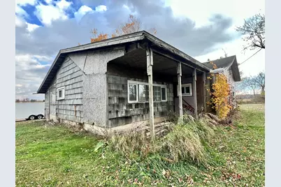 3240 E Reading Road E, Osseo, MI 49266 - Photo 8