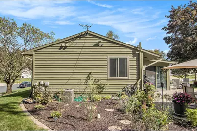 1505 Spruce Brook Road, Kalamazoo, MI 49048 - Photo 10