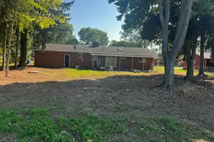 9030 Maplewood Dr, Berrien Springs, MI 49103 - Photo 34