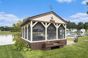 51765 Easy St, Paw Paw, MI 49079 - Photo 4