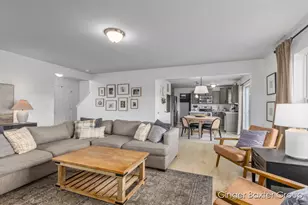 4310 Springhill Dr, Hudsonville, MI 49426 - Photo 8