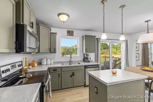 4310 Springhill Dr, Hudsonville, MI 49426 - Photo 12