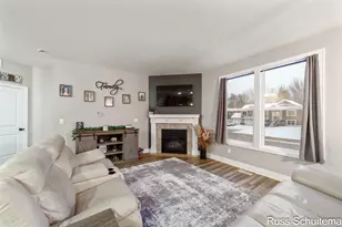 931 Ashlee Ct, Norton Shores, MI 49441 - Photo 18