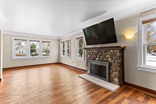 38 Riverside Dr, Mount Clemens, MI 48043 - Photo 22