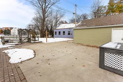 38 Riverside Drive, Mount Clemens, MI 48043 - Photo 4