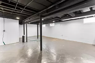 38 Riverside Dr, Mount Clemens, MI 48043 - Photo 44