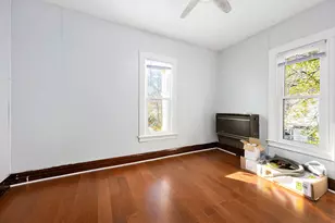 85 Frisbie Ave, Battle Creek, MI 49037 - Photo 12