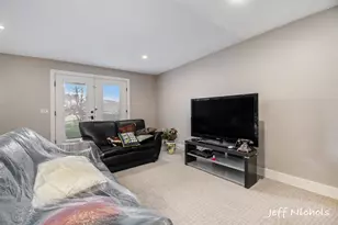 3111 Sandy Dr SW, Wyoming, MI 49418 - Photo 40