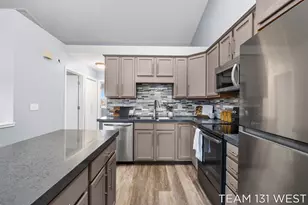 1391 Quarterline Cmns, Holland, MI 49423 - Photo 12