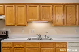 347 Timberlake E, Holland, MI 49424 - Photo 18