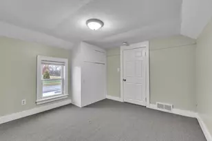 56733 Grand River Ave, New Hudson, MI 48165 - Photo 30