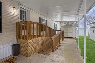 5527 Goldfinch Dr NE, Belmont, MI 49306 - Photo 2