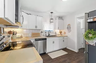 419 E Vine St, Vicksburg, MI 49097 - Photo 14
