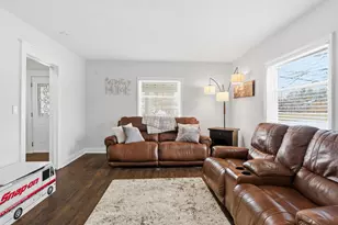 419 E Vine St, Vicksburg, MI 49097 - Photo 10