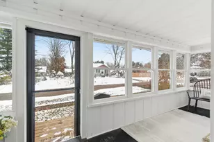 419 E Vine St, Vicksburg, MI 49097 - Photo 6