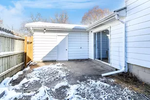 735 E Marshall St, Hastings, MI 49058 - Photo 4