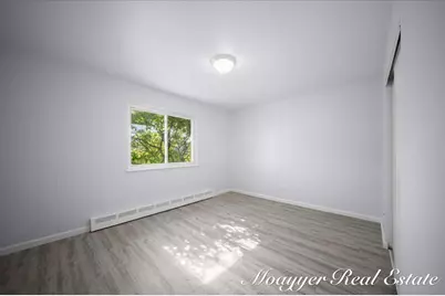 1051 Abbey Court #5, Holland, MI 49423 - Photo 14