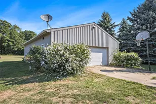 3123 140th Ave, Dorr, MI 49323 - Photo 40