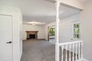6427 Eagle Ridge Dr, Kalamazoo, MI 49004 - Photo 4