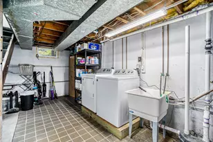 5241 E S Ave, Vicksburg, MI 49097 - Photo 14