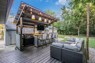 5241 E S Ave, Vicksburg, MI 49097 - Photo 2