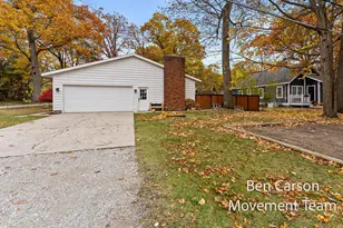 105 Pennsylvania Ave, Muskegon, MI 49445 - Photo 2