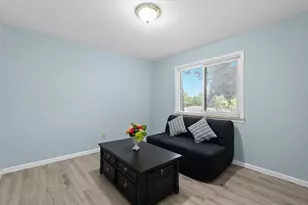 43009 Arlington Rd, Canton, MI 48187 - Photo 24