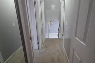 29730 Mackenzie Cir E, Warren, MI 48092 - Photo 8