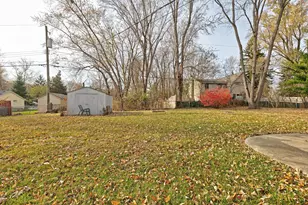 654 Alan Dr, Lake Orion, MI 48362 - Photo 12