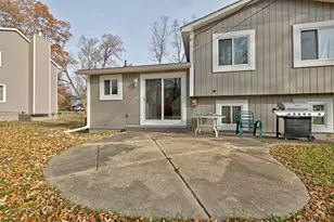 654 Alan Dr, Lake Orion, MI 48362 - Photo 6